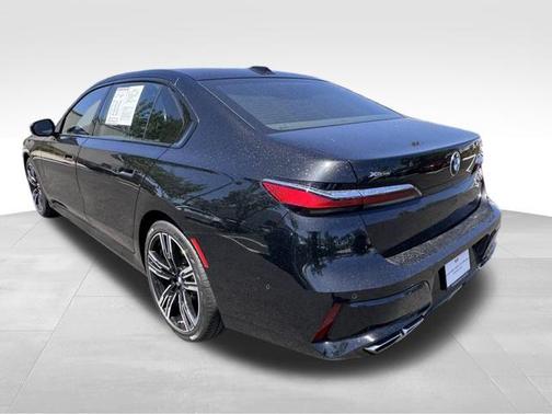 2023 BMW 760 i xDrive