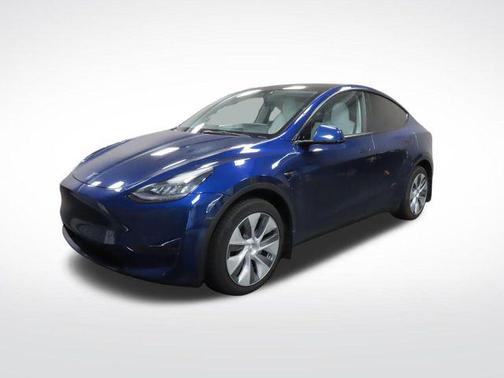 Deep Blue Metallic 2023 Tesla Model Y Long Range Dual Motor All-Wheel Drive