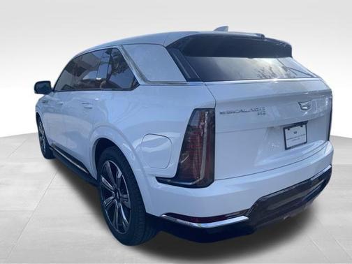 2025 Cadillac Escalade IQ Luxury 1
