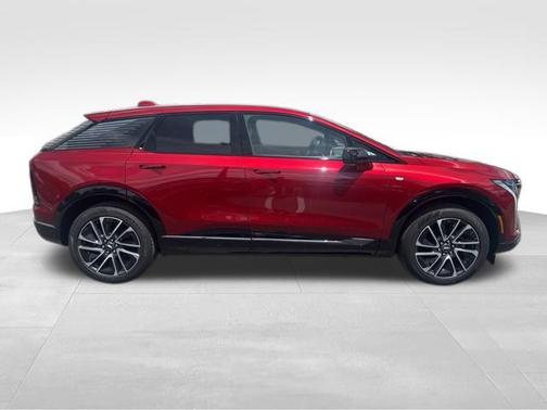 2025 Cadillac OPTIQ Sport 1 AWD