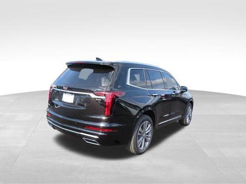 2025 Cadillac XT6 Premium Luxury FWD