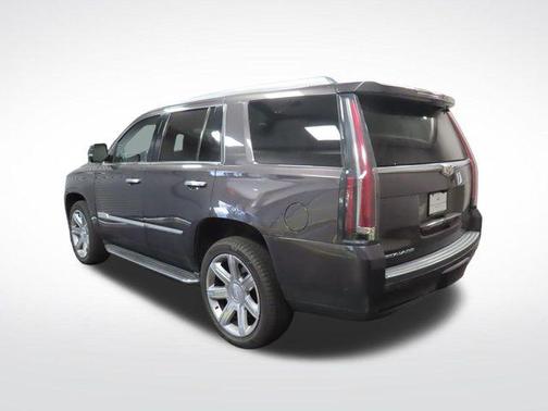 Dark Granite Metallic 2018 Cadillac Escalade Luxury