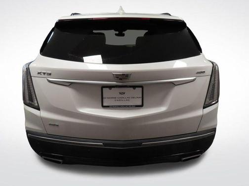 Crystal White Tricoat 2023 Cadillac XT5 Sport