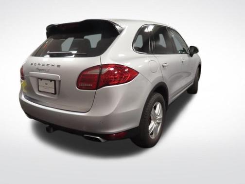 2011 Porsche Cayenne Cayenne