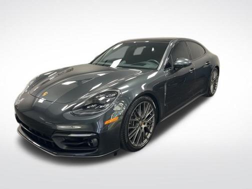 2023 Porsche Panamera Platinum Edition