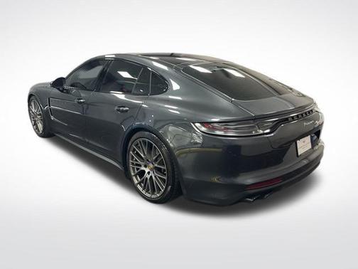 2023 Porsche Panamera Platinum Edition