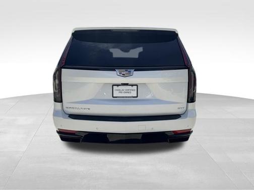 2022 Cadillac Escalade Sport Platinum