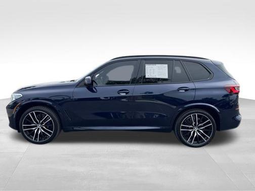 2021 BMW X5 M50i