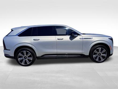 2025 Cadillac Escalade Luxury