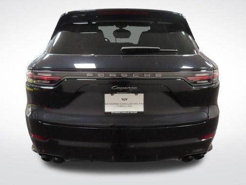 2022 Porsche Cayenne Cayenne