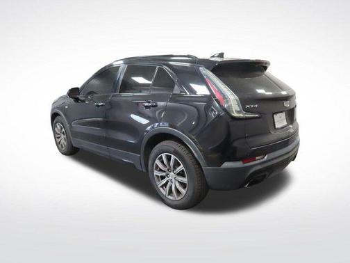 Stellar Black Metallic 2019 Cadillac XT4 Sport