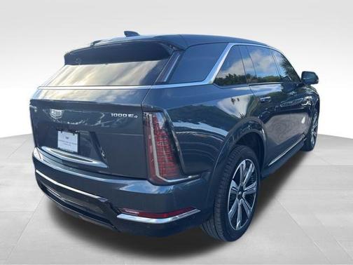 2025 Cadillac Escalade IQ Luxury 1