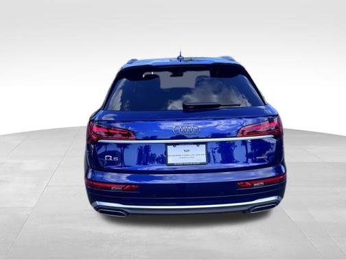 2022 Audi Q5 45 S line Premium