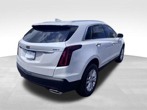 2025 Cadillac XT5 Luxury