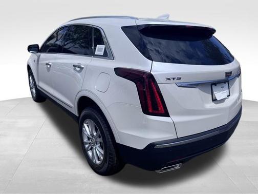 2025 Cadillac XT5 Luxury