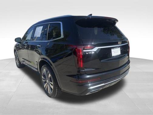 2023 Cadillac XT6 Premium Luxury FWD