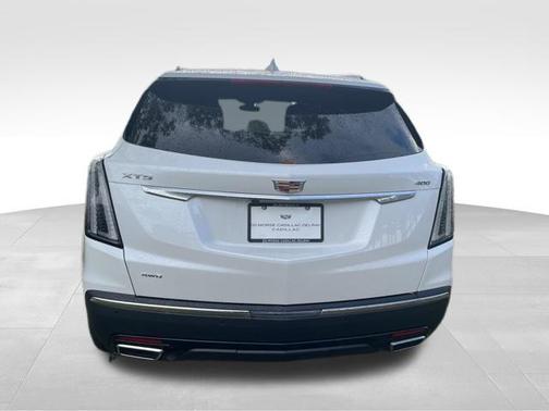 2025 Cadillac XT5 Sport