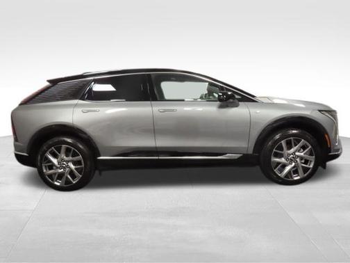 2026 Cadillac OPTIQ Luxury