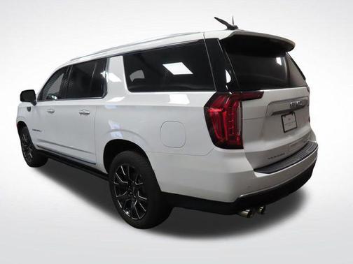 Summit White 2024 GMC Yukon XL Denali