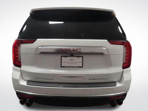 Summit White 2024 GMC Yukon XL Denali