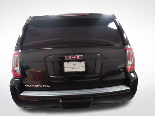 2020 GMC Yukon XL SLT