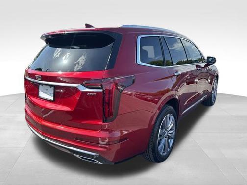 2025 Cadillac XT6 Premium Luxury FWD