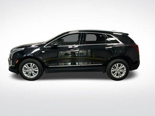 Stellar Black Metallic 2024 Cadillac XT5 Luxury