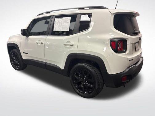 Alpine White Clearcoat 2023 Jeep Renegade Altitude