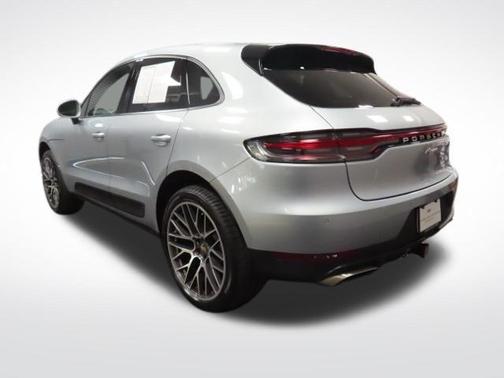 2020 Porsche Macan Base