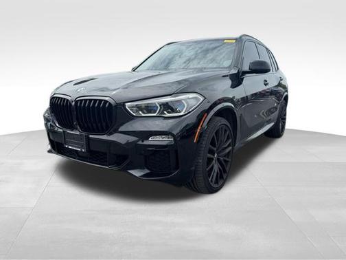 2021 BMW X5 M50i