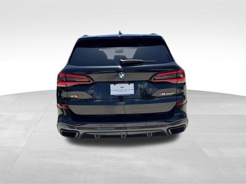 2021 BMW X5 M50i