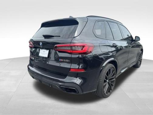 2021 BMW X5 M50i