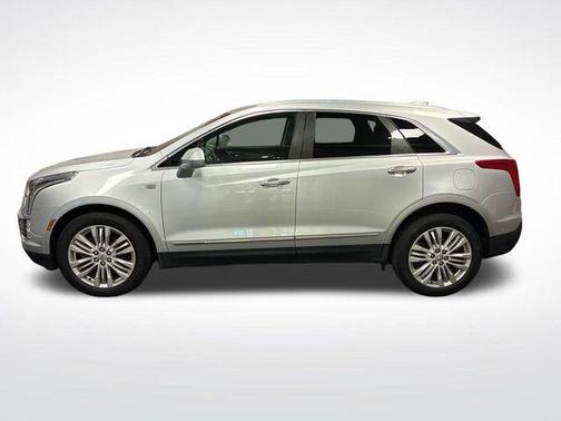 Radiant Silver Metallic 2019 Cadillac XT5 Premium Luxury