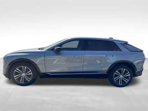 2025 Cadillac LYRIQ Luxury