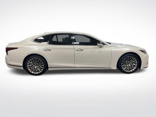 2025 Lexus LS 500 Base