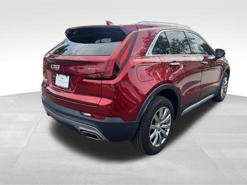 2021 Cadillac XT4 Premium Luxury