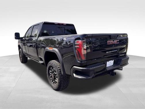 2024 GMC Sierra 2500 AT4