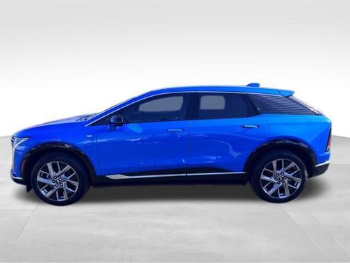 2025 Cadillac OPTIQ Luxury