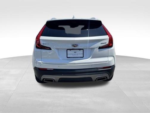 2022 Cadillac XT4 Premium Luxury