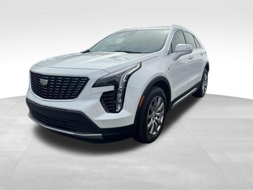 2022 Cadillac XT4 Premium Luxury