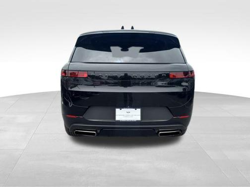 2024 Land Rover Range Rover Sport SE