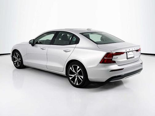 2025 Volvo S60 B5 Core