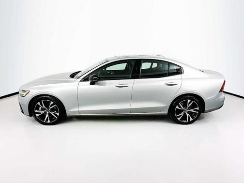2025 Volvo S60 B5 Core