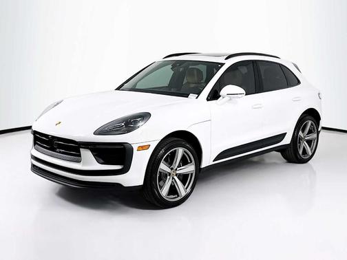 2026 Porsche Macan 