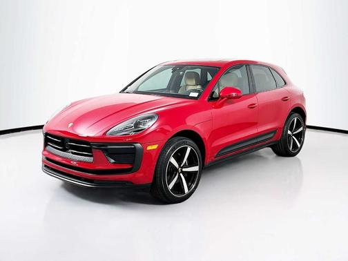 2025 Porsche Macan T