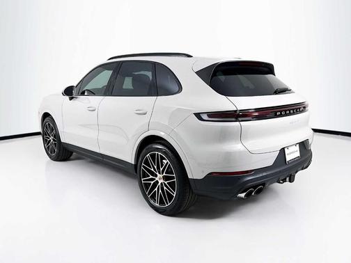 Chalk 2026 Porsche Cayenne Base