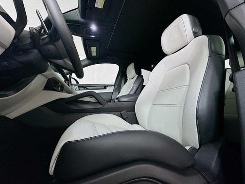 2026 Porsche Cayenne S Coupe AWD