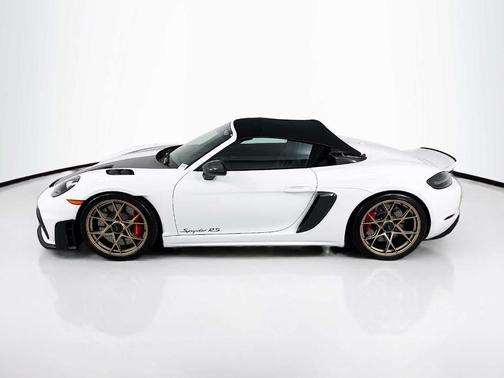 2024 Porsche 718 Spyder RS