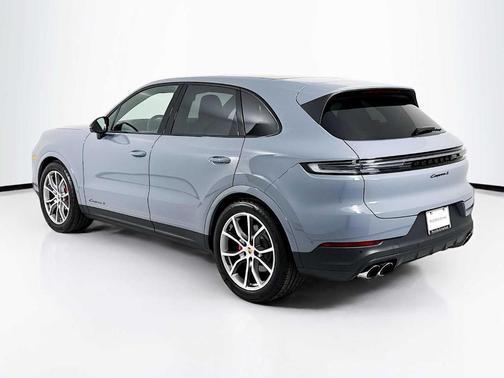 2025 Porsche Cayenne S