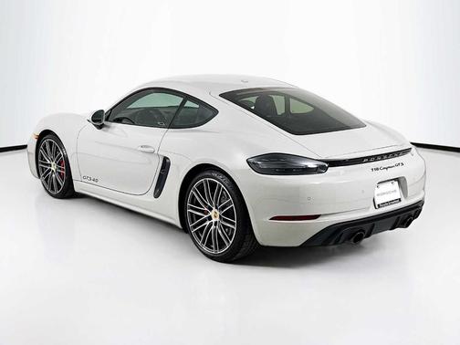 2024 Porsche 718 Cayman GTS 4.0